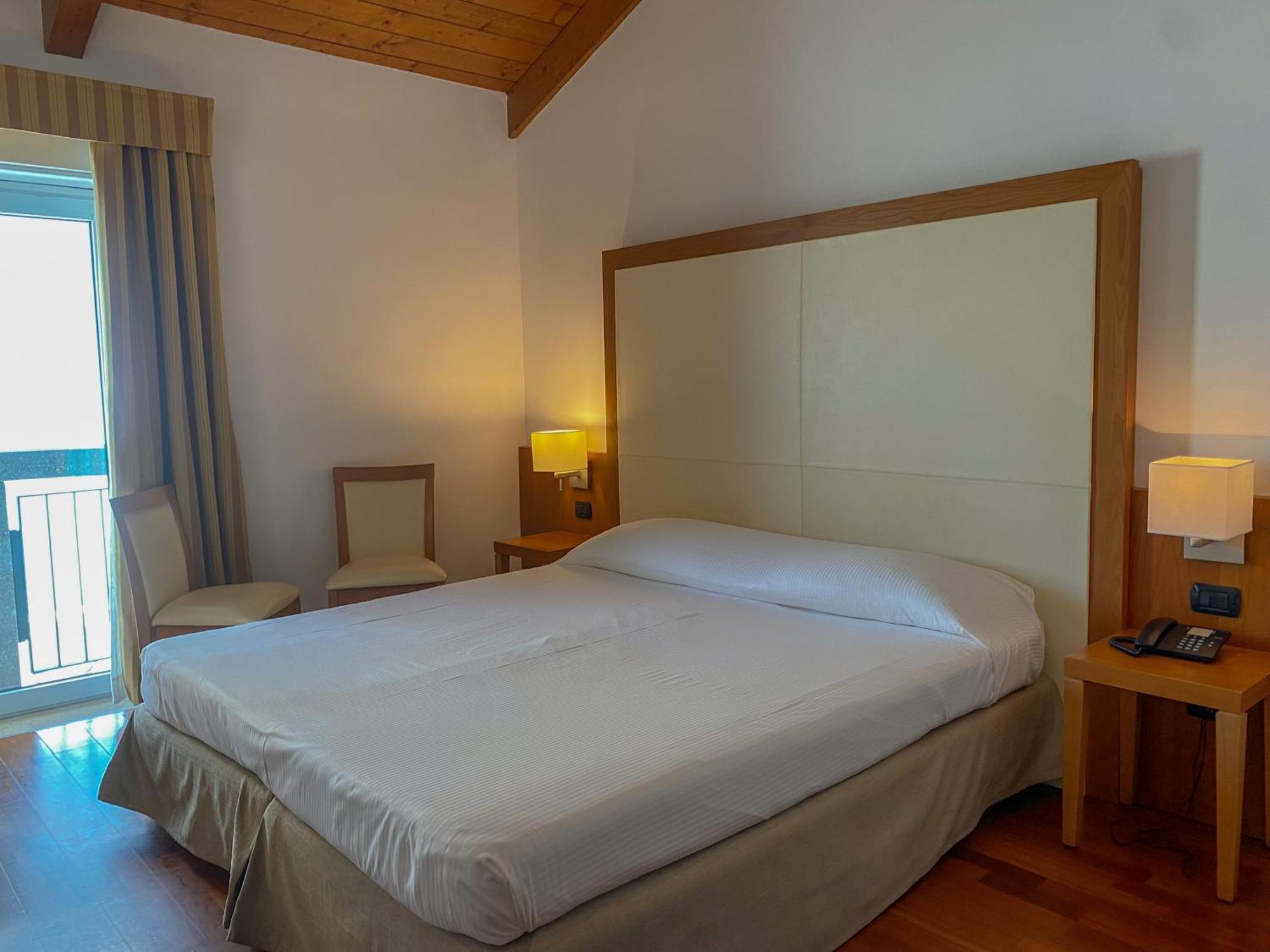 Hotel Mavino Sirmione Quarto foto